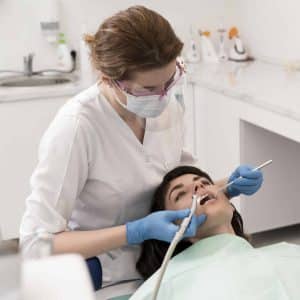 Limpieza dental básica